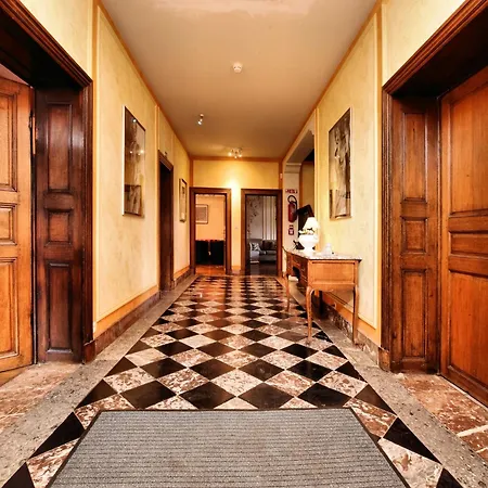 Luxurious Mansion With Indoor Pool And Sauna, Cleaning Included *