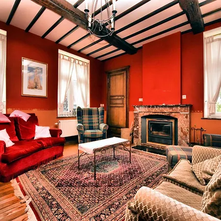 Luxurious Mansion With Indoor Pool And Sauna, Cleaning Included Holiday home *